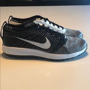 Nike Flyknit Racer G golf shoes